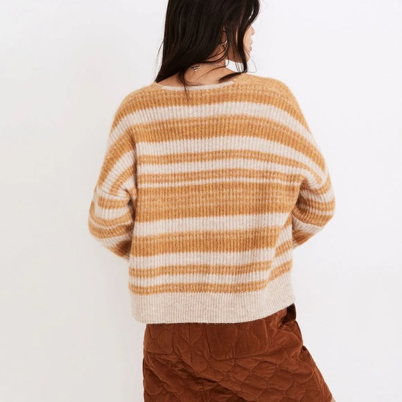 Madewell Striped Beige and Cream Women's Sweater (M) - Picture 2 of 5